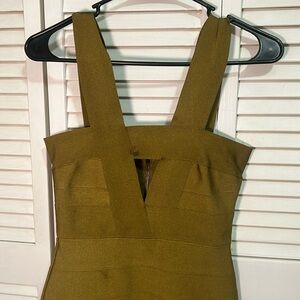 ASYMMETRICAL ARMY GREEN ZIPUP DRESS